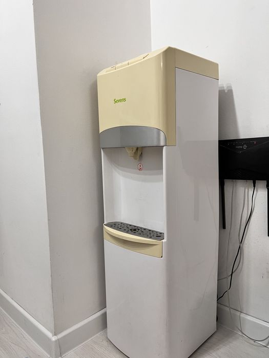 Продам диспенсер