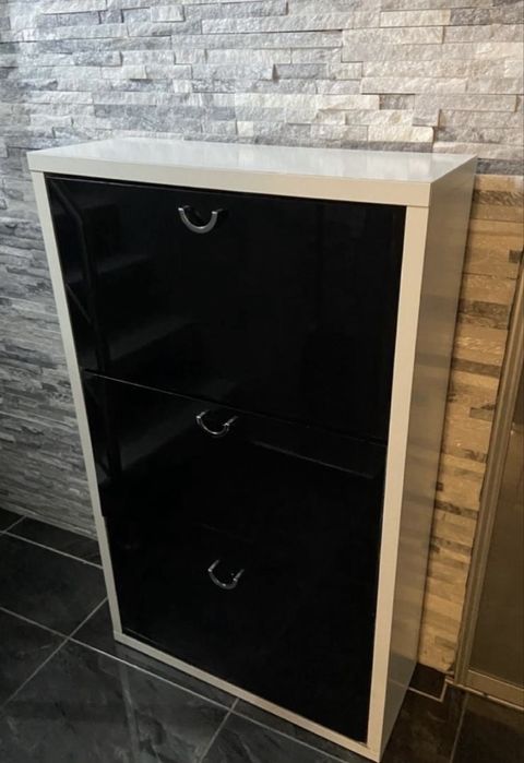 Dulap pentru pantofi marca MobExpert