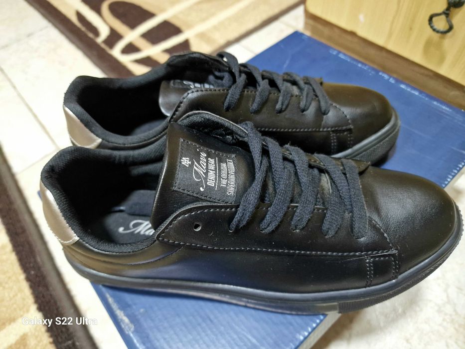 Дамски кецове 38 номер