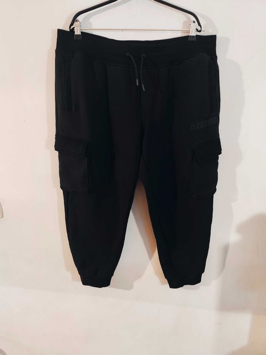 Мъжки карго панталон Guess