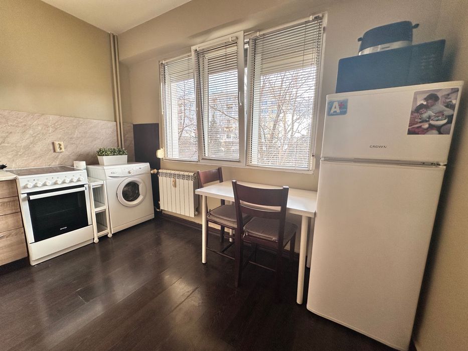 Дава се под наем Двустаен апартамент в София, Люлин 10 - 52 кв.м за 460 € - Снимка #12