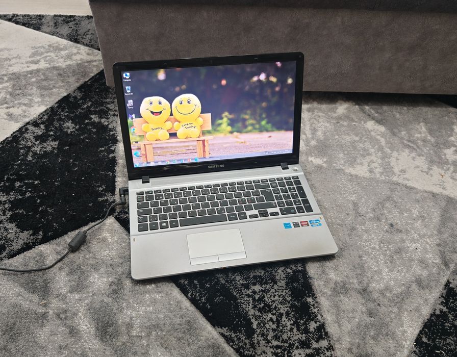 Laptop Samsung i5 gen3