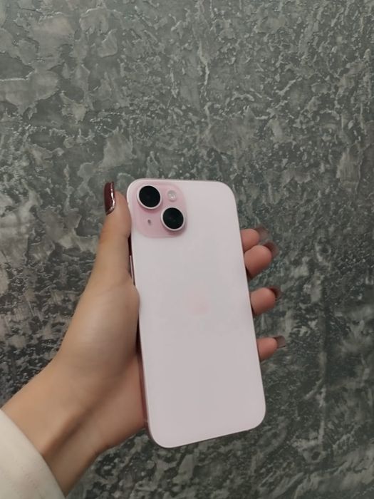 iPhone 15 отличное состояние