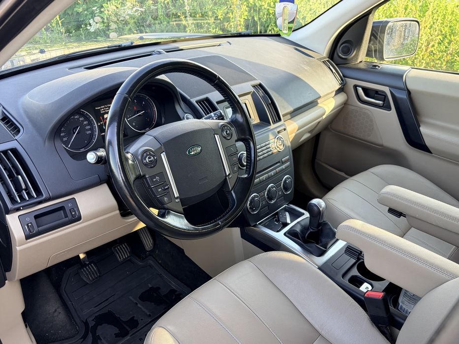 Freelander 2 - an 2014, proprietar