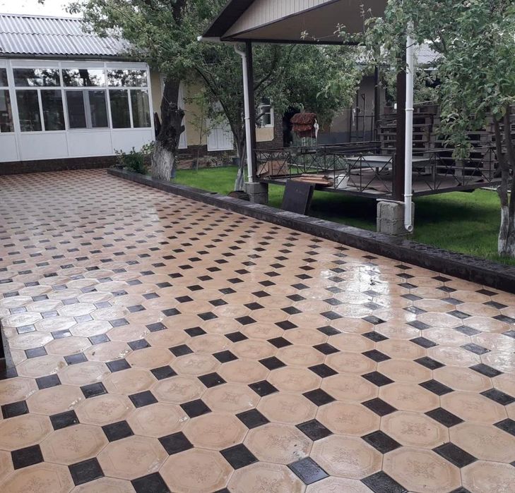 Брусчатка, Тротуарные плитки.