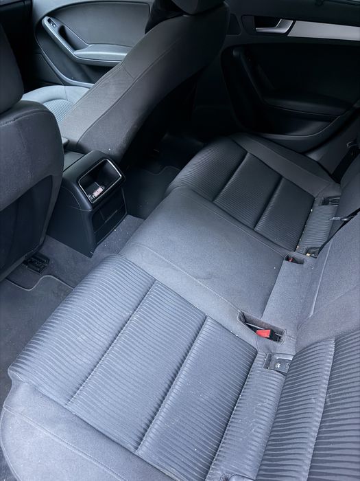 Vand sau schimb audi a4 b8