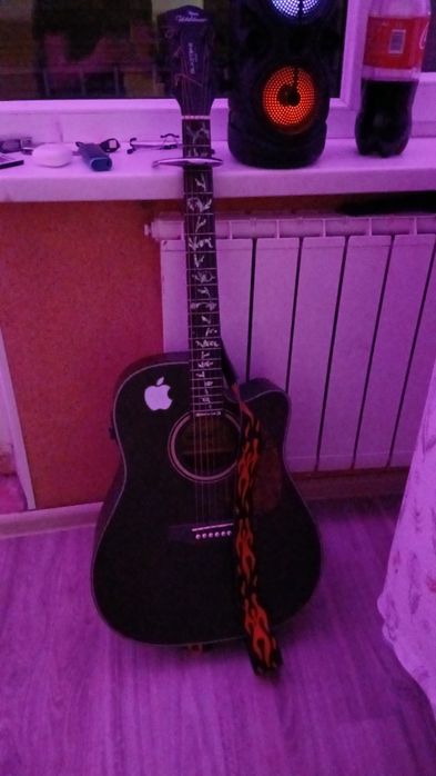 Гитара Акустика сатылады Атырау