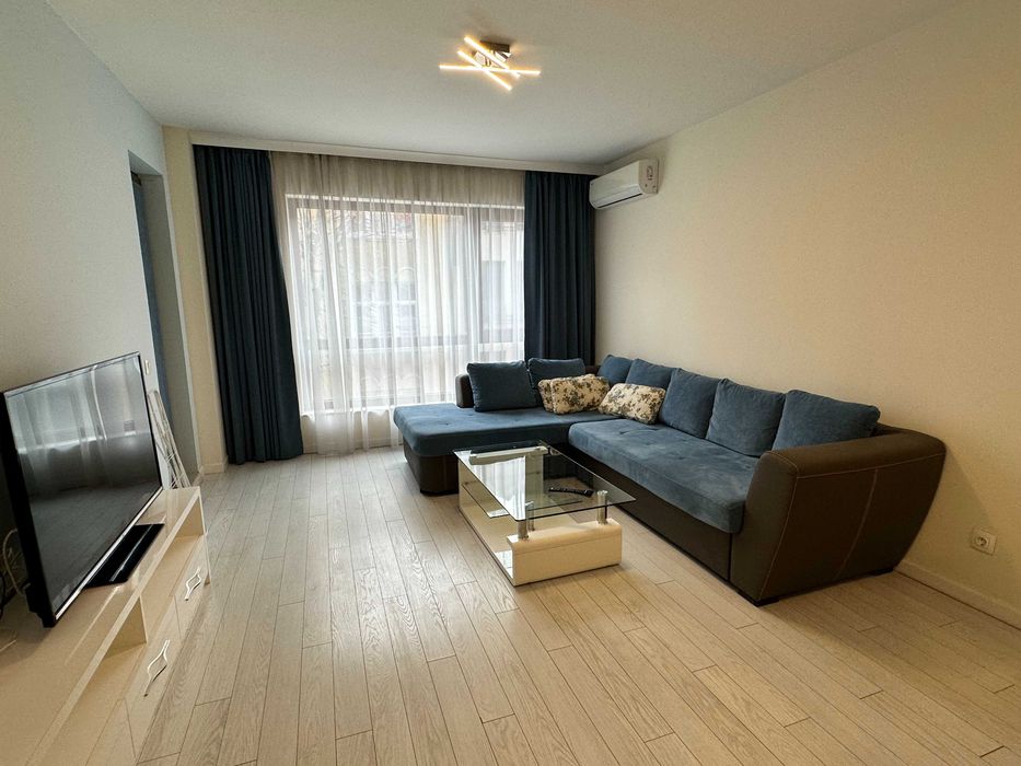 Дава се под наем Двустаен апартамент в Варна, Гръцка махала - 75 кв.м за 900 € - Снимка #4