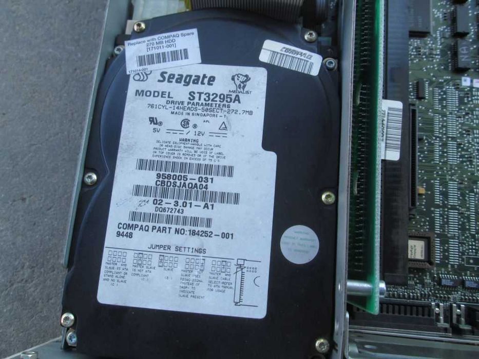 Compaq Presario 460 - стар компютър ретро антика