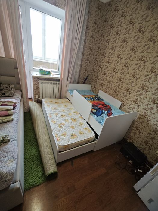 Детская двухъярусная кровать