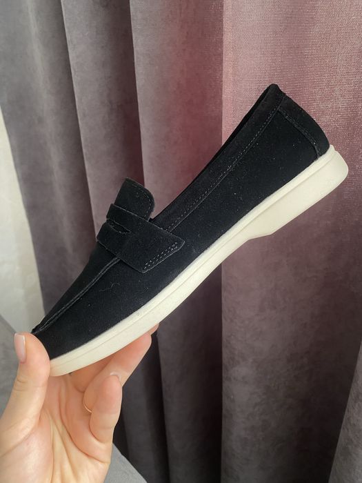 Продам Замшевые лоферы