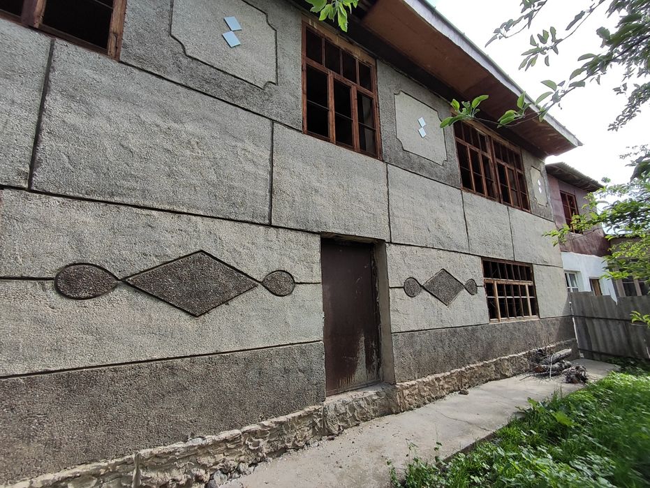 Дом двух этажный 11-соток