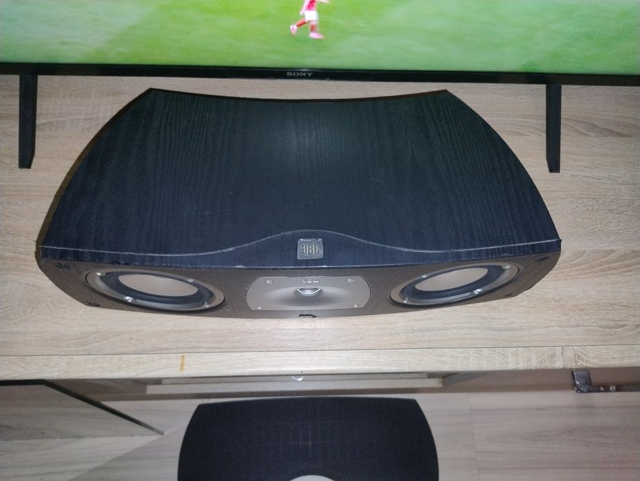 Boxă centrală JBL Northridge N-Center – sunet clar, dialoguri excelente