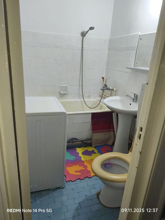 Închiriez garsonieră calea Galați plantelor 750 lei