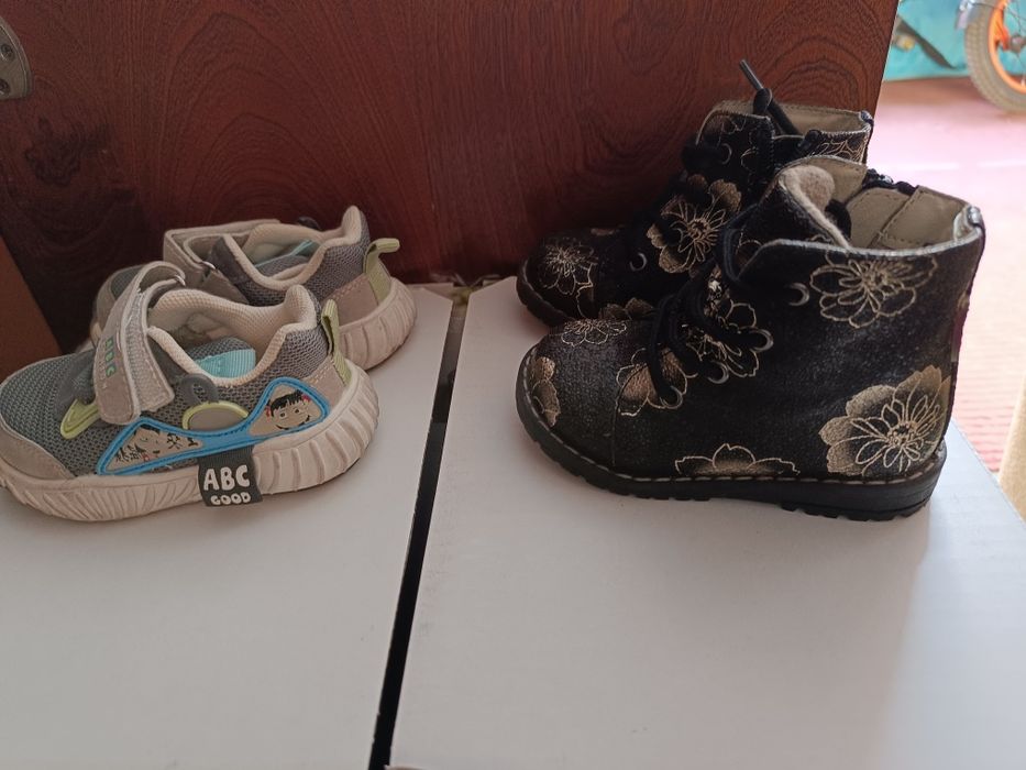 Продам вещи и обувь на девочку!