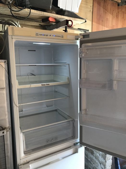 Продам холодильник