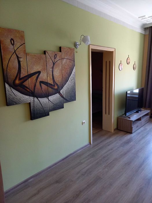 Дава се под наем Многостаен апартамент в Свиленград - 120 кв.м за 612 € - Снимка #1