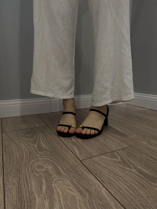 Босоножки женские элегантные