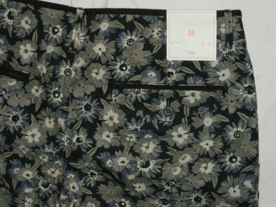 GAP, MADE BY MONKEYS нови къси панталони L/XL