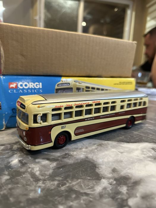 Колекционерски автобус и трамвай