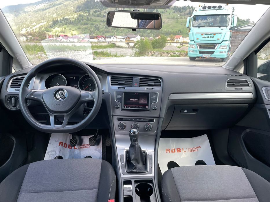 Vând VW Golf VII