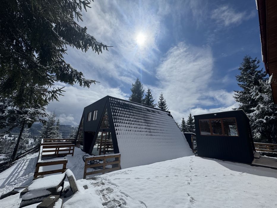 Inchiriez cabane A frame de Craciun si Revelion