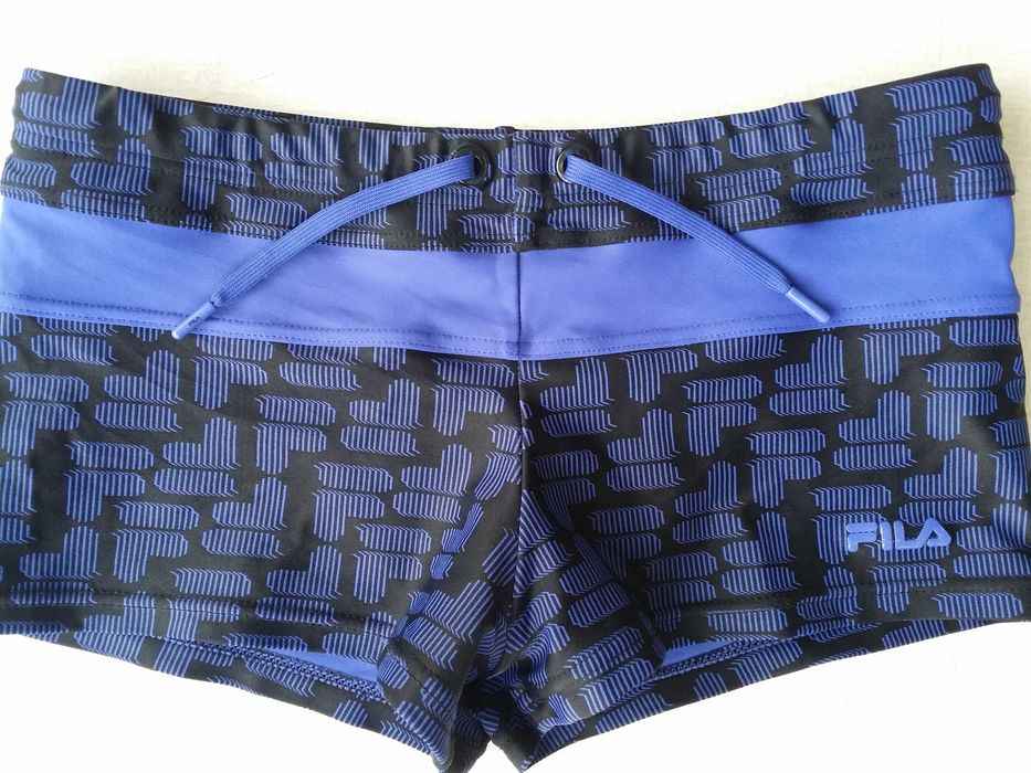 Плавки очки шапочка для купания.