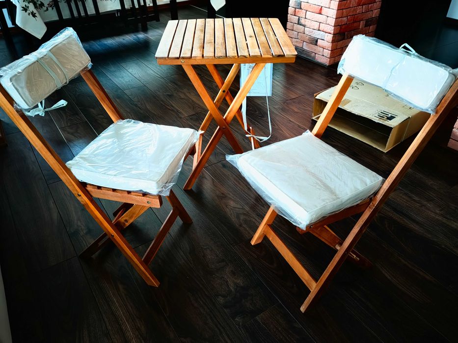 Комплект за тераса - маса и столове