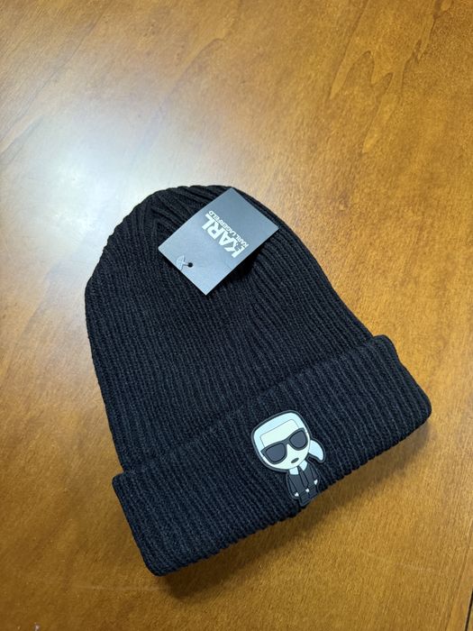 Caciula Fes Karl Lagerfeld noua/new unisex