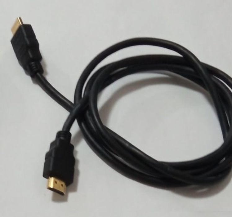 Vând Cablu HDMI HDMI,