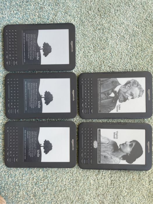 електронен четец Kindle 3 Keyboard