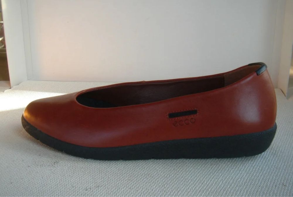 Pantofi ECCO marimea 39