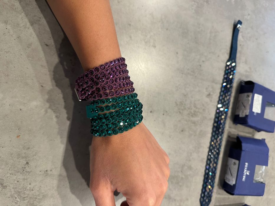 Гривни на Сваровски