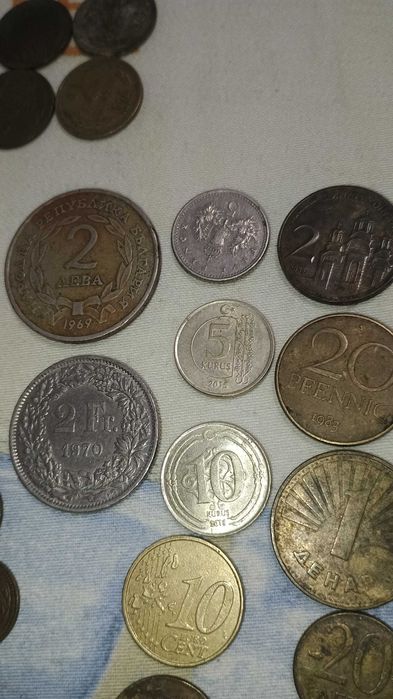 Продавам монети всякакви най разллични