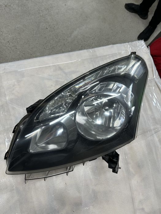 Far stânga renault koleos.cod:26060-jy.