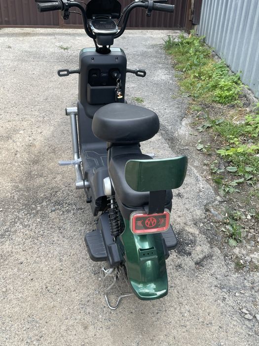 Продаю электро мопед электро скутер