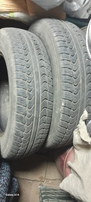 Резина на ниву продам