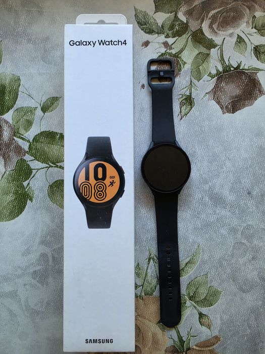 Часовник Samsung  Watch 4 (44mm)