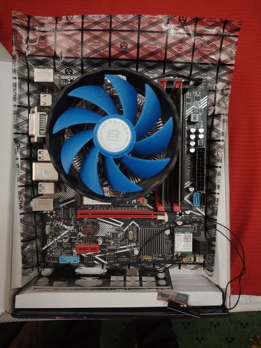 I7 3770 ddr3 16g +wifi bt kuller bashinniy