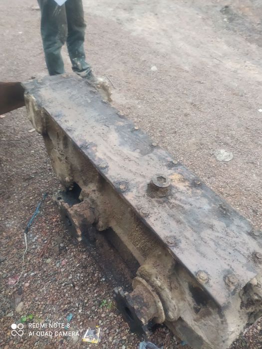 Электро двигатели,  и редуктора продам