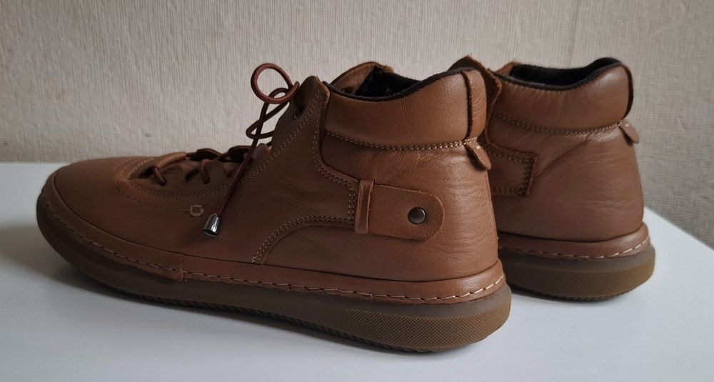 Естествена кожа обувки боти Ulanka 41 номер 
26,2 см нови, естествена