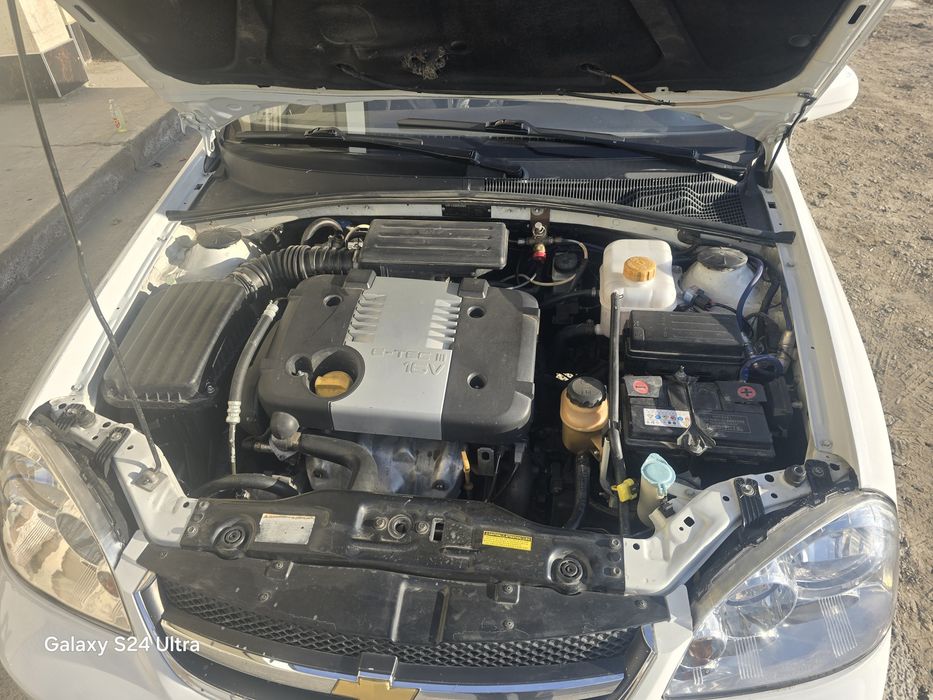 Lacetti 1,8 2010 avtamat