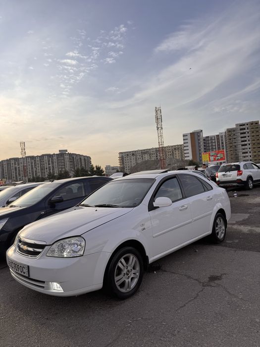 Lasetti 2013-yil Avtomat Metan