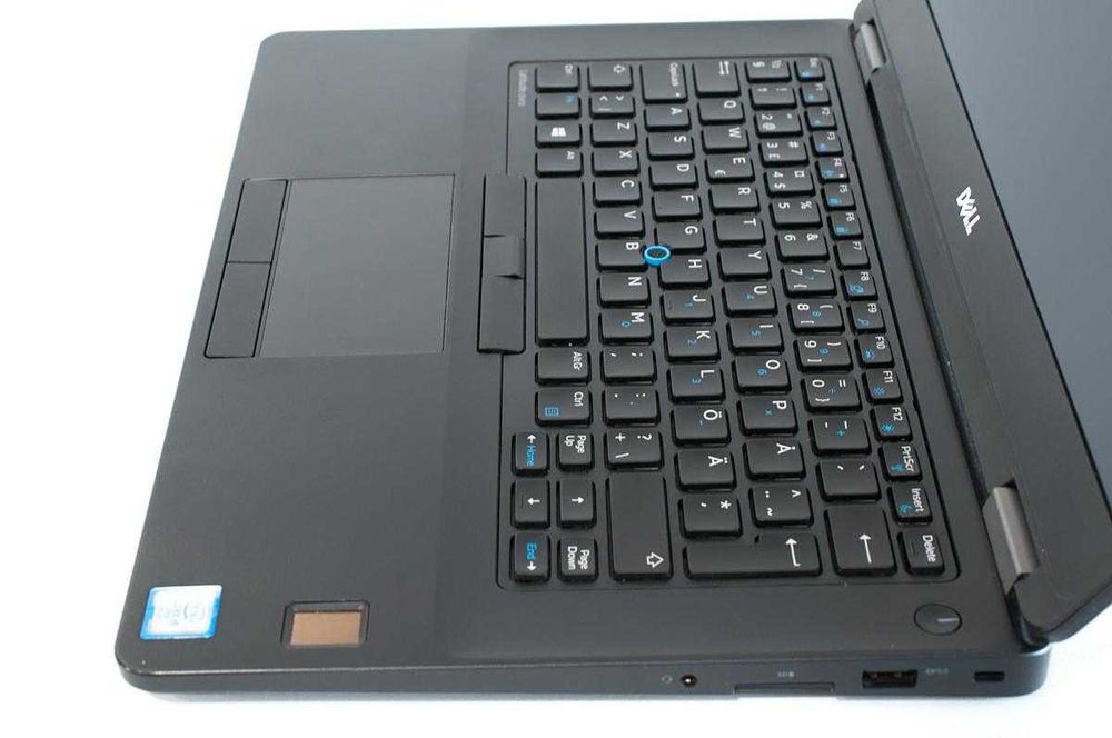• Лаптоп DELL Latitude Е5470 14" FHD Intel Core i5-6440HQ/8GB RAM/256GB SSD/HDMI/Нова батерия