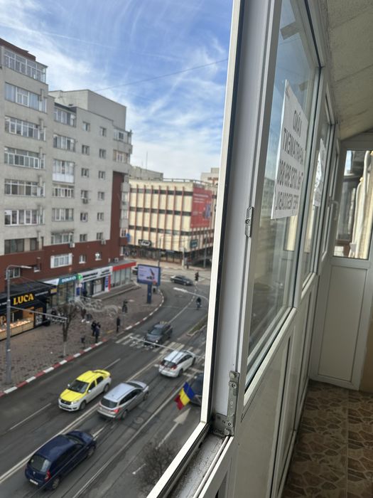 Apartament ultracentral de vanzare