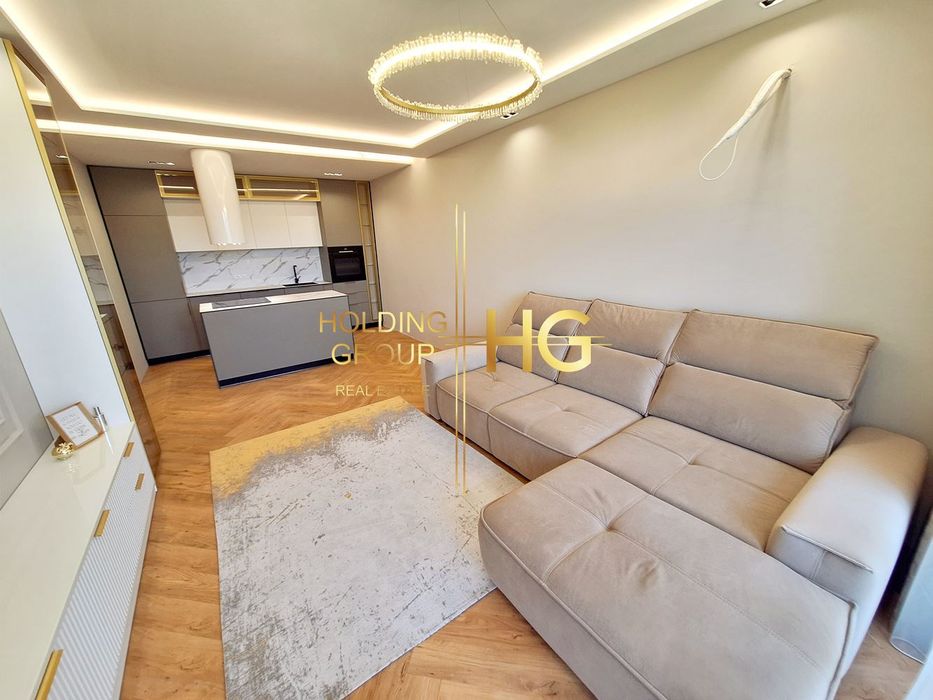 Продава се Двустаен апартамент в к.к. Св.Св. Константин и Елена - 71 кв.м за 2240 €/кв.м - Снимка #4