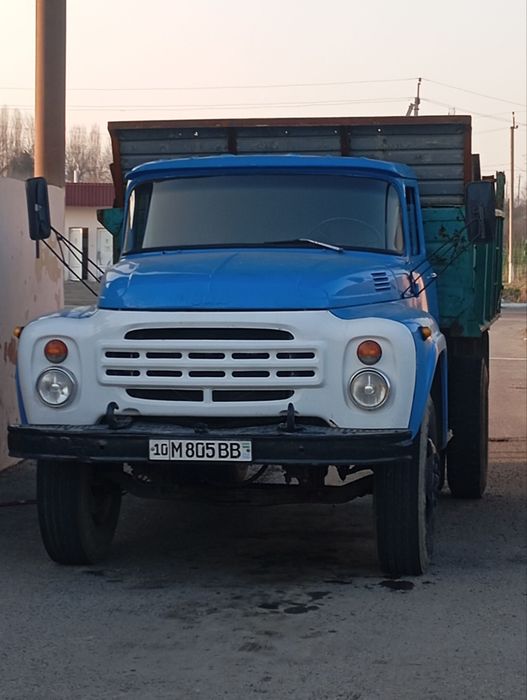 Zil 130 samosval