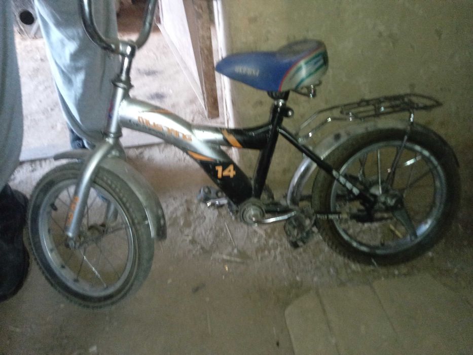 Bolalari velosipedi sotiladi