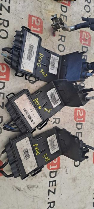 Tablou sigurante / Modul control baterie Peugeot / Citroen 9660222380
