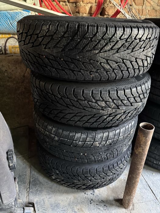 Продам диски с зимней резиной